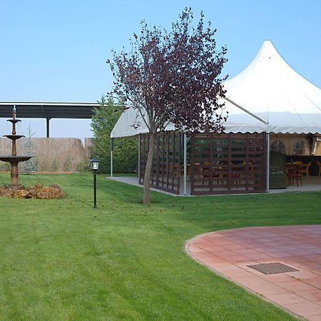 Nuevo Zenit Calahorra Hotel Exterior photo