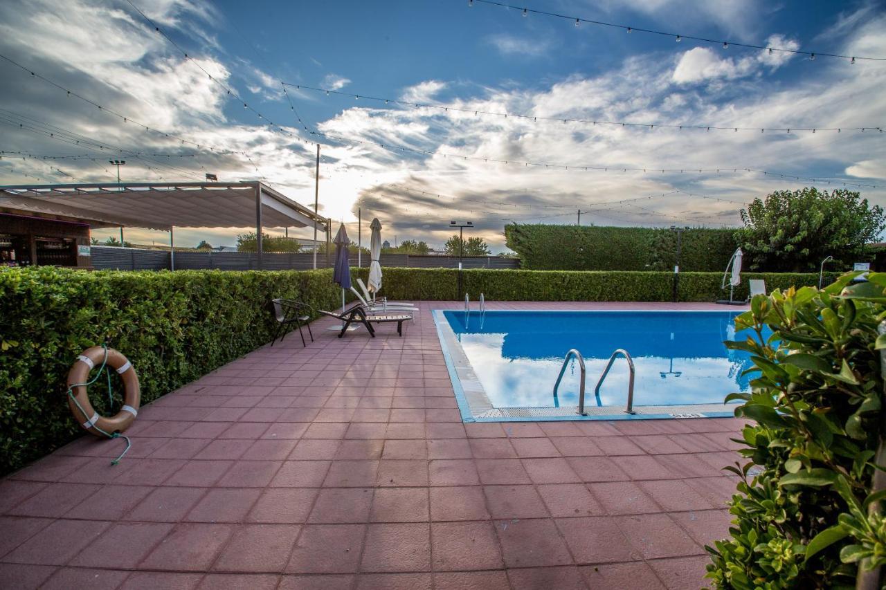Nuevo Zenit Calahorra Hotel Exterior photo