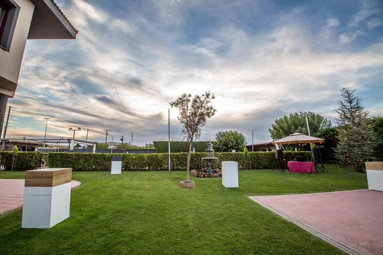 Nuevo Zenit Calahorra Hotel Exterior photo