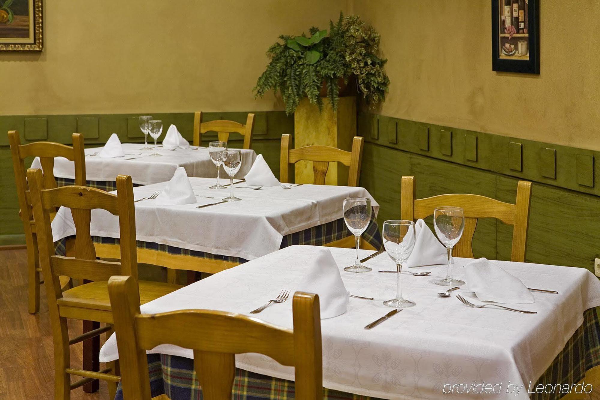 Nuevo Zenit Calahorra Hotel Restaurant photo